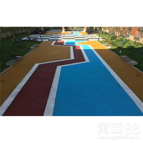 齐齐哈尔高承载透水路面停车场 露骨料透水地坪，引领场地铺装新未来